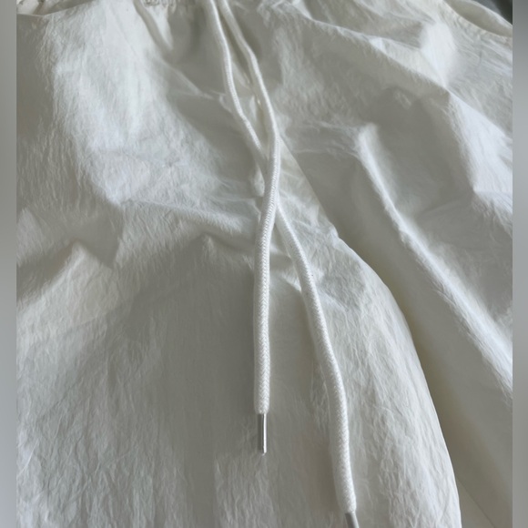 PRINCESS POLLY WHITE PARACHUTE CARGO PANTS - Picture 3 of 7